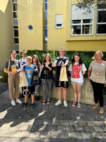 Schule trifft Pflege- eine Aktion gegen Fachkräftemangel in der Pflege Schule trifft Pflege