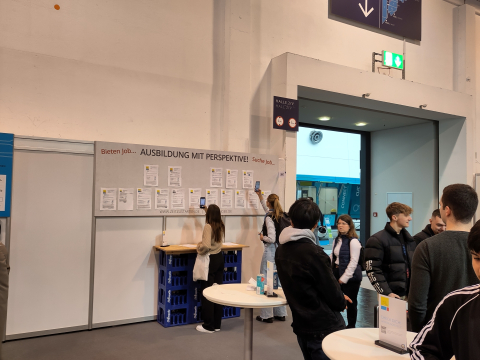 Asubildungsstellen Mit dem QR-Code aktuelle Ausbildungsstellen finden