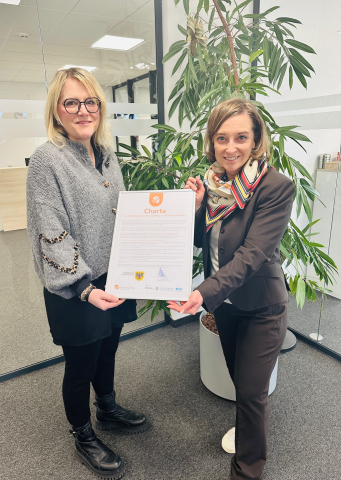 Charta zur Vereinbarkeit von Beruf & Pflege unterzeichnet Charta zur Vereinbarkeit von Beruf & Pflege unterzeichnet