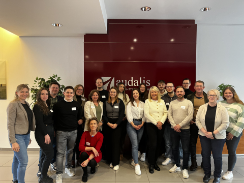 Dortmunder Unternehmen bei der Auftaktveranstaltung "Azubi Headhunter" Personaler aus Dortmunder Unternehmen beim Auftakt zum Workshop "Azubi Headhunter"